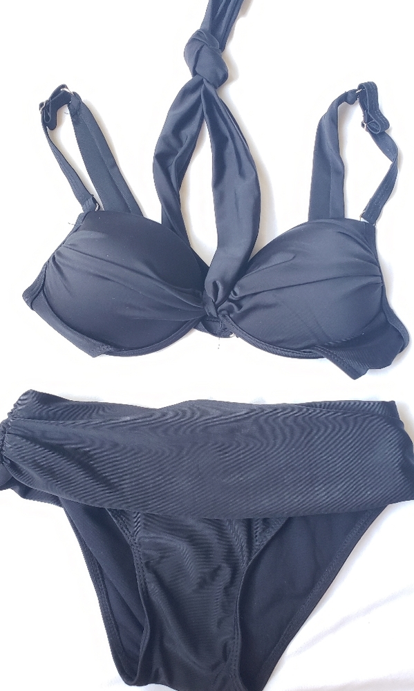 🆕 black bikini